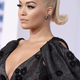 Rita Ora pred praznovanjem med karanteno medijem lagala o načrtih za rojstni dan
