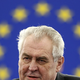 Češki predsednik Miloš Zeman ni več sposoben opravljati svojih dolžnosti