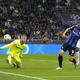 Inter z visoko zmago potrdil uvrstitev v izločilne boje, kjer ne bo Barcelone