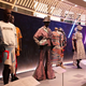 V Londonu prva razstava afriške mode: vpogled v glamur in politiko modne scene