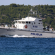 Na Hrvaškem dve jadrnici trčili v most, ena oseba poškodovana
