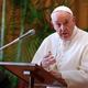 Papež za reševanje ugrabljene redovnice odobril več sto tisoč evrov