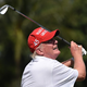 Neprijavljeni repertoar Trumpovih daril: palice za golf, bodalo za 22 tisočakov