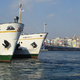 Turško tovorno ladjo v Neaplju ugrabili migranti