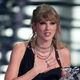 Taylor Swift pometla s konkurenco in se zapisala v zgodovino