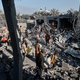 Ofenziva v Gazi se nadaljuje, Hamas odgovoril z raketnim napadom