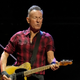 Bruce Springsteen se je po zdravstvenih težavah vrnil na oder