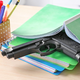 Nov zakon v Tennesseeju: učitelji in šolsko osebje so lahko oboroženi