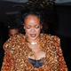 Rihanna s svojo opravo spodbudila govorice, da pričakuje četrtega otroka