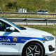 Verižno trčenje na avtocesti pri Karlovcu: ljudje preskakovali ograje