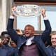 Pozabljivi Kompany skorajda pokvaril slavje, na pomoč priskočila žena