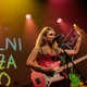 Astrid & The Scandals se vračajo: 'Tokrat zdravo vstopam v bendovsko ustvarjanje'