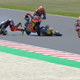 Razplet dirke razreda moto3 zasenčil grd padec v zadnjem krogu