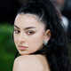 Charli XCX o umiku z družbenih omrežij: To je dobro za moje možgane
