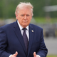 Trump trdi, da so ZDA skrivaj prepeljale 100 milijonov sodov nafte