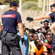 'Obdobje deportacij': EU sprejela najstrožjo migracijsko zakonodajo v zgodovini