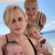 Rebel Wilson s svojo družino uživa na dopustu