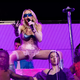 Madonna izdala nov album: Je eno od skladb posvetila bivšemu Seanu Pennu?