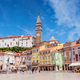 TURIST V PIRANU POSKRBEL ZA PRIZOR, KI GA NE VIDIŠ VSAK DAN: Posredovati so morali gasilci