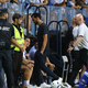 Bizarni prizori: Arbeloa z ekipo predčasno zapustil teren
