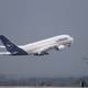 Incident ob pristanku: A380 poškodoval stezo v Münchnu