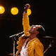 Na dražbo klavir in mikrofon Freddieja Mercuryja