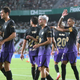 Barcelona s petardo do zmage, Atletico z igralcem manj remiziral
