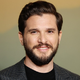 Kit Harington prihaja na Bradavičarko: Zamenjal bo Nicholasa Houlta