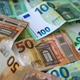 Kdo bo pokril izpad, ki bi lahko segel do 1,2 milijarde?