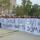 Učenci z jasnim sporočilom: Iz šole se moramo vsi vrniti domov