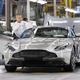 Aston Martin odpušča petino zaposlenih – izgube eksplodirale, proizvodnja padla