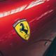 Boleč pogled na razbitega Ferrarija (z dvanajstvaljnikom) iz zlatih let Ferrarijevega dirkanja