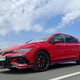 Test: Volkswagen Golf GTI Edition 50 - Slavospev legendarnemu imenu (ki menda ni niti labodji spev)