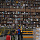 V soseski nova služba? Amazon odpira 1500 delovnih mest