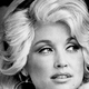 Dolly Parton ni obogatela le z glasbo: ena poslovna odločitev ji je prinesla milijone