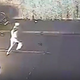 VIDEO: Ko je sredi Londona zažgal porscheja, ga je posnela nadzorna kamera