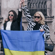 Kako lahko pomagaš Ukrajini? Preverjeni kanali, ki so nam jih posredovale ukrajinske kolegice
