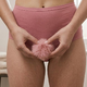 Briti ali ne briti? Ginekologi razkrivajo, kaj se zgodi, če si ne brijete intimnih predelov