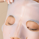 3 kolagenske maske za obraz, ki so obnorele TikTok – obljubljajo napeto kožo v nekaj minutah, dobite pa jih tudi pri nas