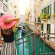 Benetke v luči zmanjšanja plastike turiste spodbujajo k pitju vode iz fontan