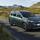 Dacia jogger HEV in spring