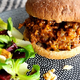 Bodimo malce umazani – sloppy joes in chili con carne