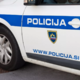 Ste opazili poškodovanega renaulta? Policija išče voznika, ki je pobegnil