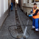 V središču Ljubljane spomeniki očiščeni, v Šiški pa skriti v grmovju