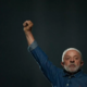 Lula zmagal, poraženi Bolsonaro posnemal očeta