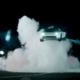 (VIDEO) Prihodnost ali znanstvena fantastika? Teslin roadster zna leteti in viseti s stropa