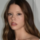 Mia Goth se tudi uradno ločuje od Shie LaBeoufa