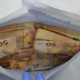 Cariniki na vlaku iz Avstrije našli 360.000 evrov gotovine