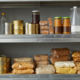 Bi zdržali 72 ur brez trgovine? Razkrivamo, koliko hrane in vode potrebujete ob krizah