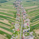 Vas, kjer vsi živijo na isti devet kilometrov dolgi ulici